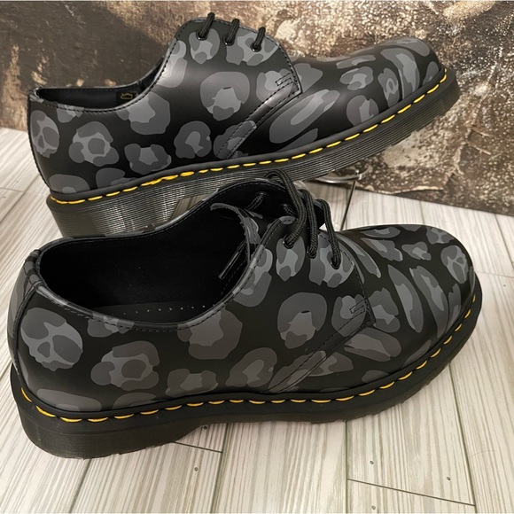 Brand New: Doc Martens Skull Leopard Print Oxfords Black Mens Sz 11 - Picture 5 of 9